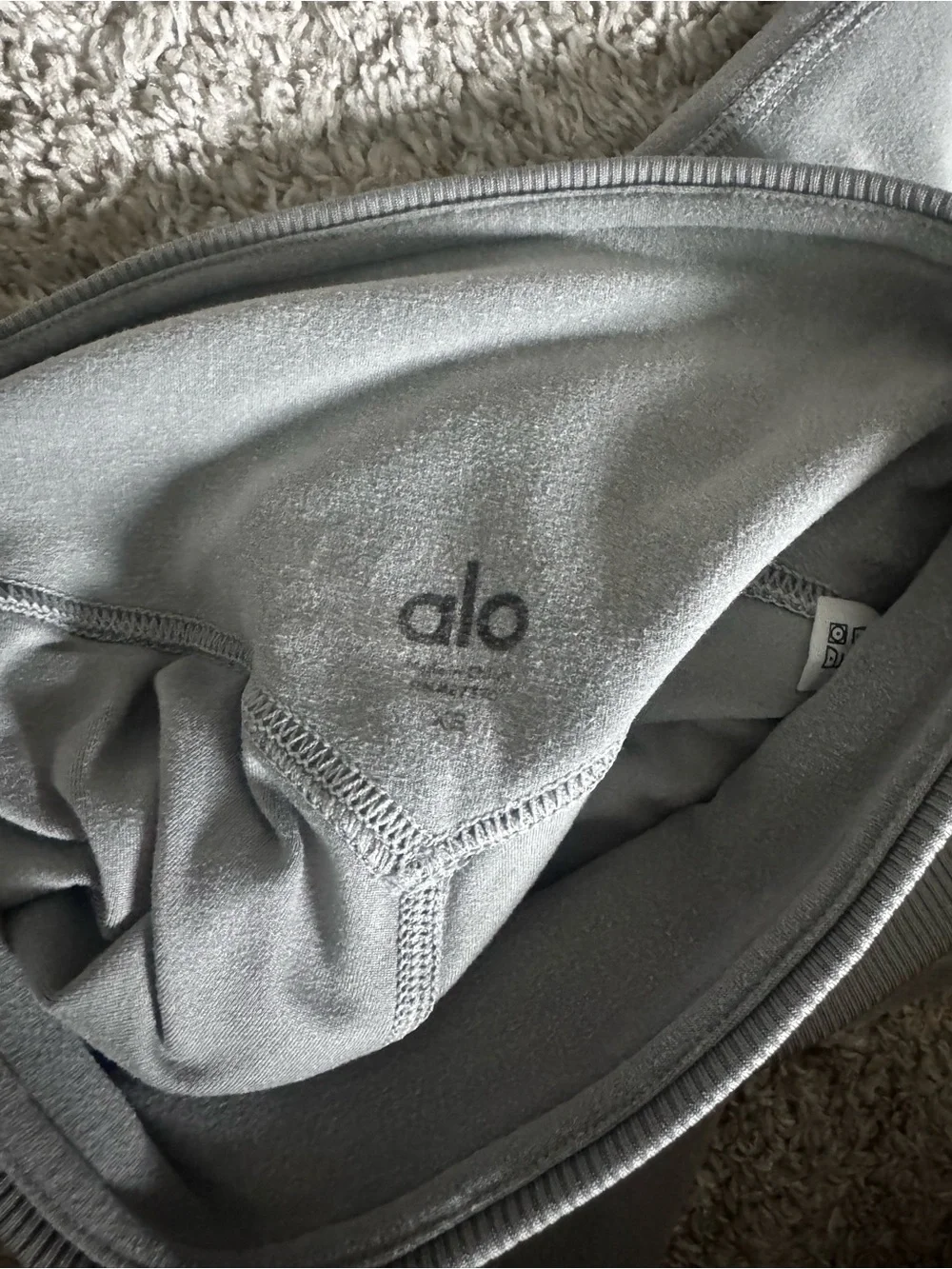 ALO Yoga High-Waist Suede Leggings in Light Gray